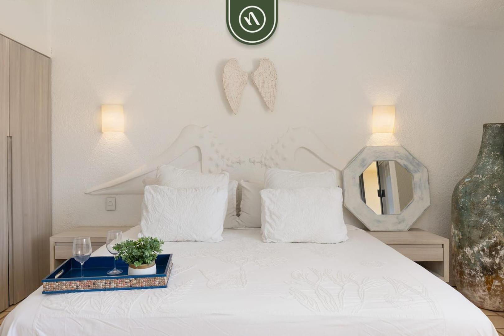 Oceanview 1 Bedroom With Access - King Bed Cabo San Lucas
