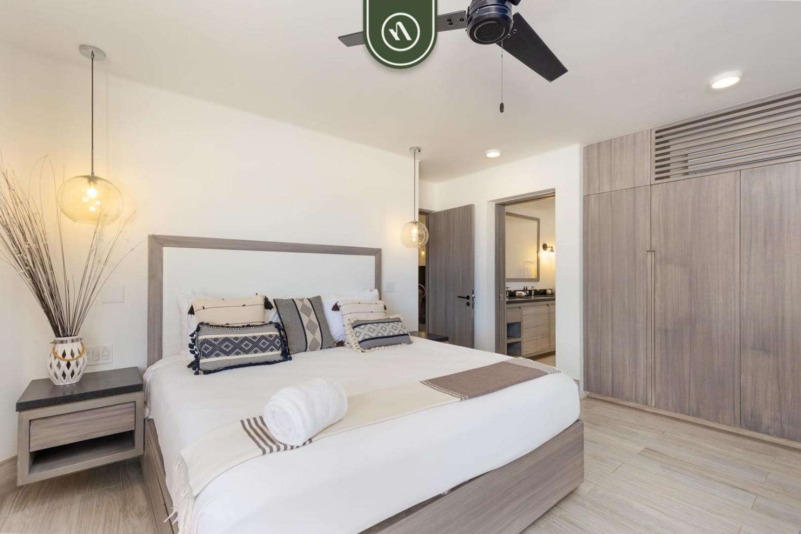 Beachview 3 Bedroom - Oceanfront Pool - Apartamento Cabo San Lucas