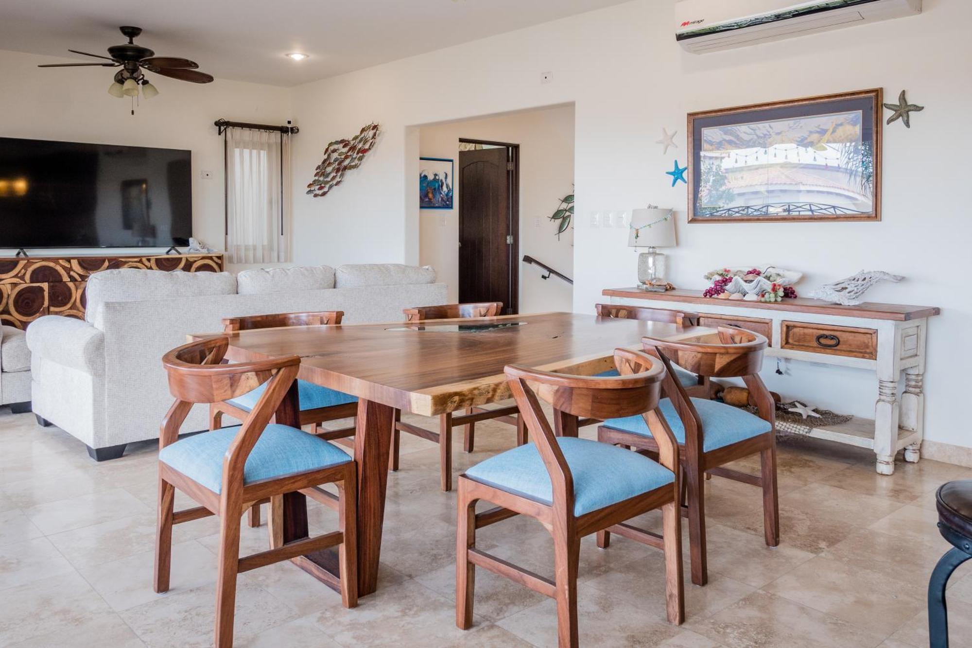 King Tritons 3 Bdrm In Ventanas Apartment