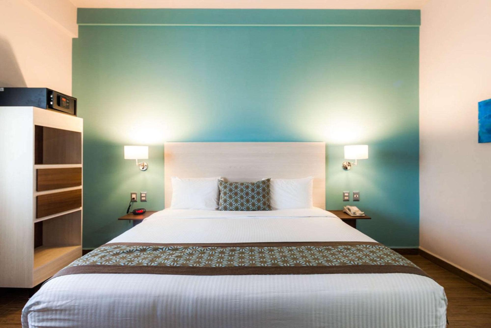 Hotel Comfort Inn&suites Cabos Cabo San Lucas