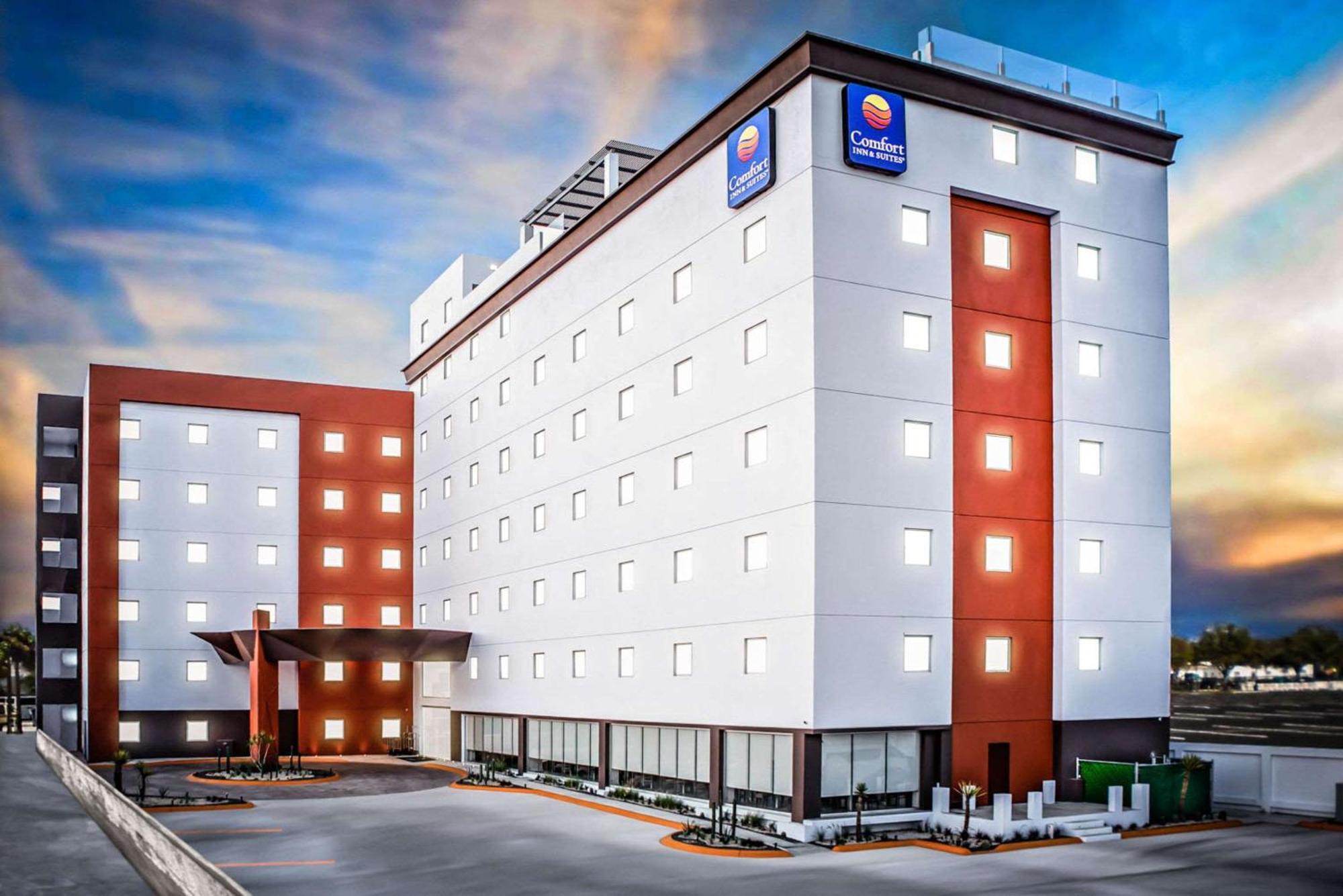 Comfort Inn&suites Cabos 4*