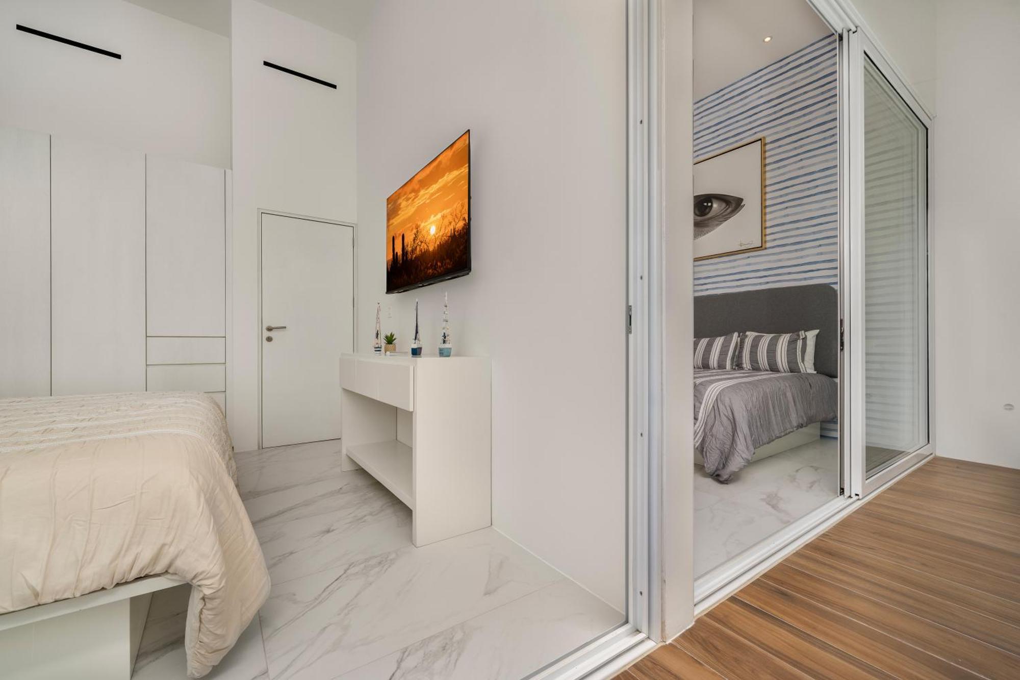 New With Private Jacuzzi In El Medano Apartment *