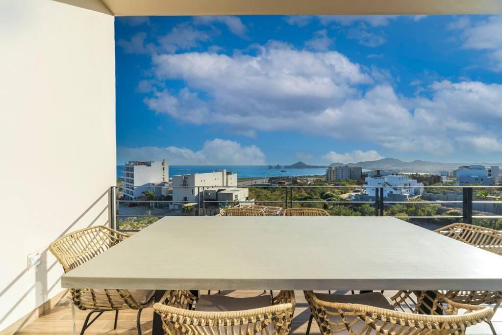 View Rooftop With Heated Jacuzzi *