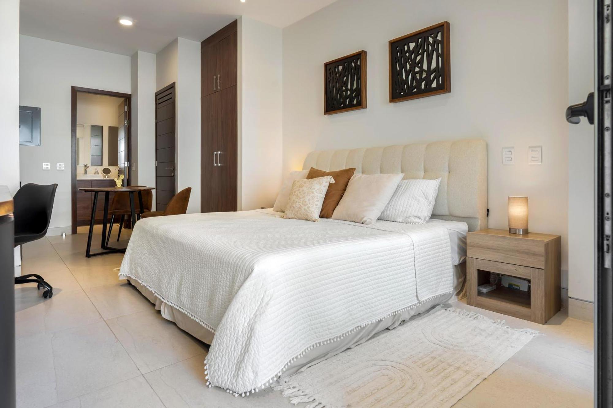 Apartment Loft Con Balcon Privado, Estacionamiento Gratis - Un Oasis En Cabos Cabo San Lucas