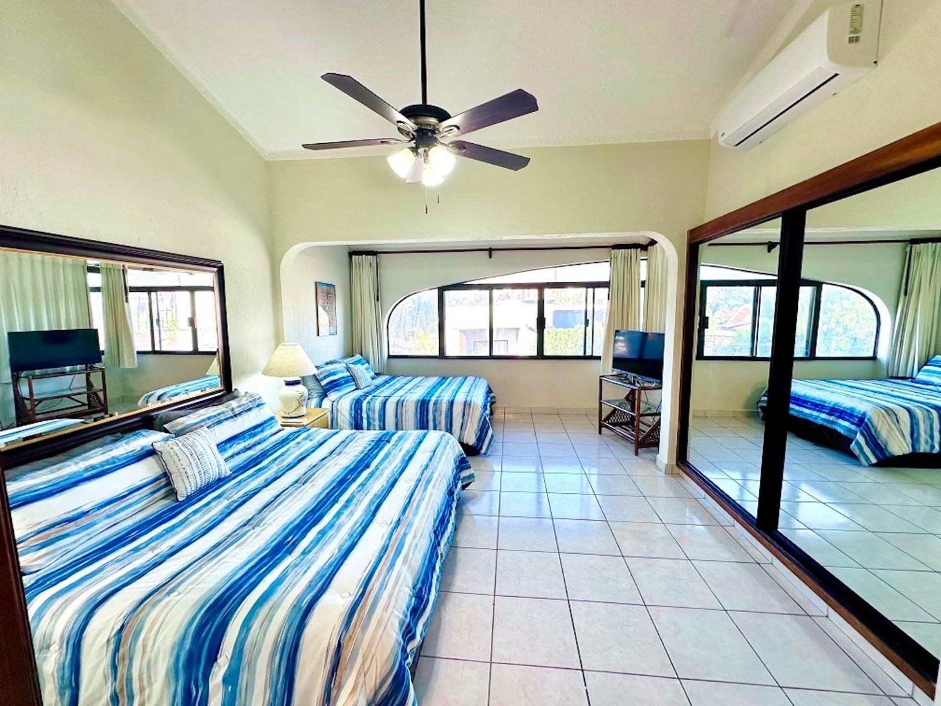 Apartamento Walk Everywhere 2br2ba Valuecabocondo Is It! Cabo San Lucas