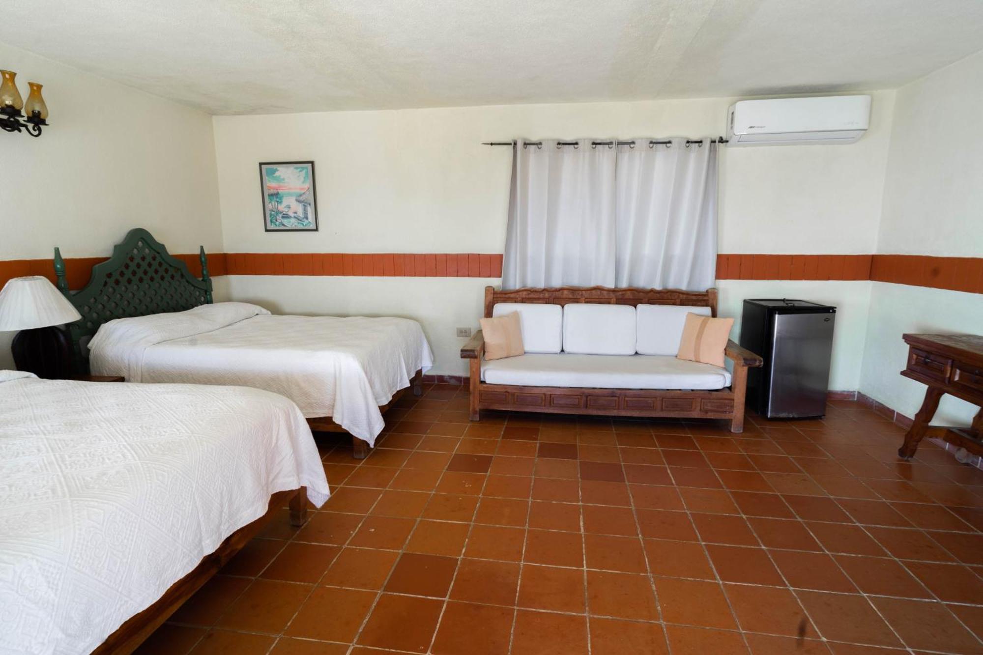 Hotel Rancho Buenavista