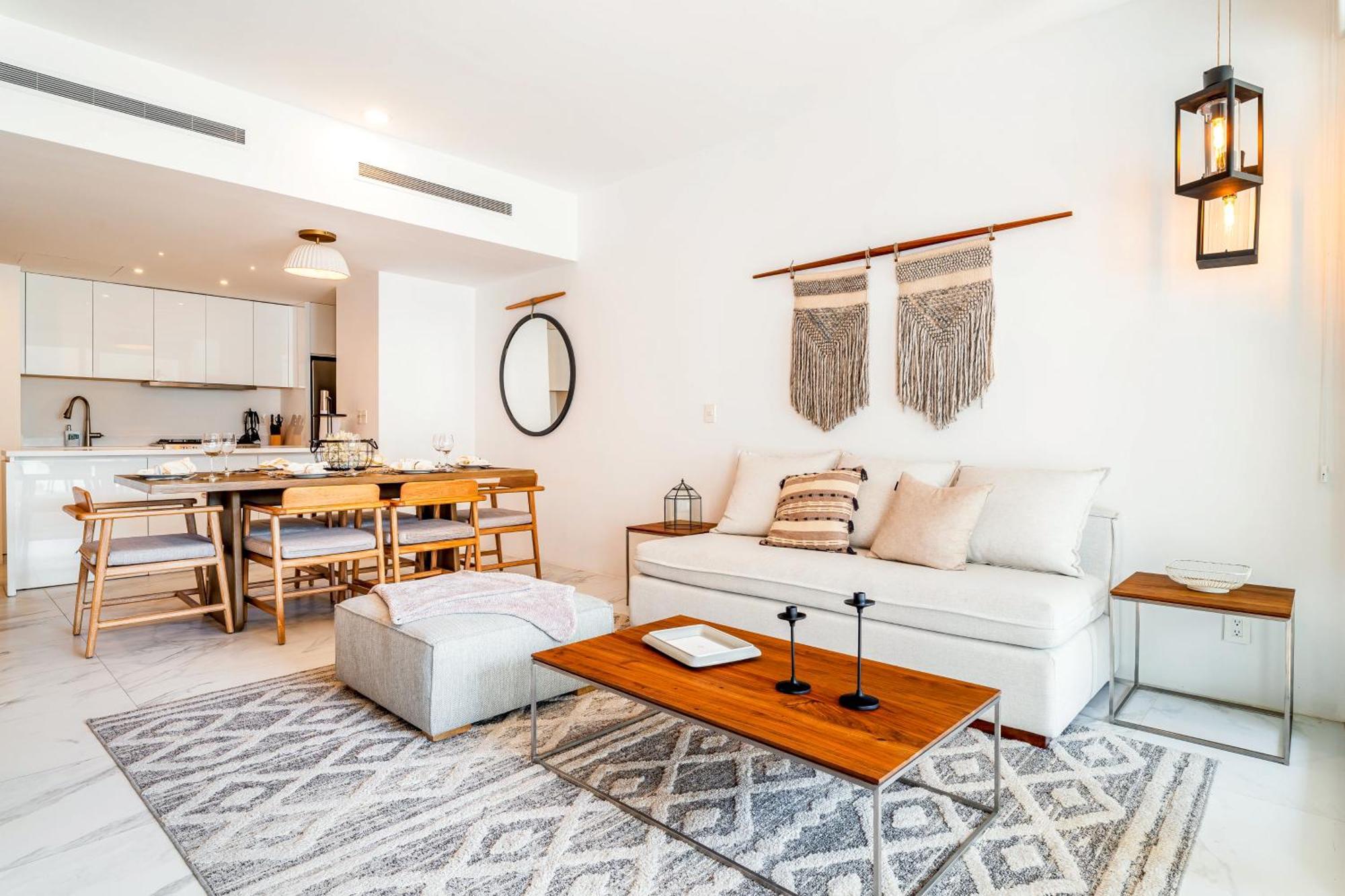 Treat Yourself To Opulence In Exclusive Apartamento *