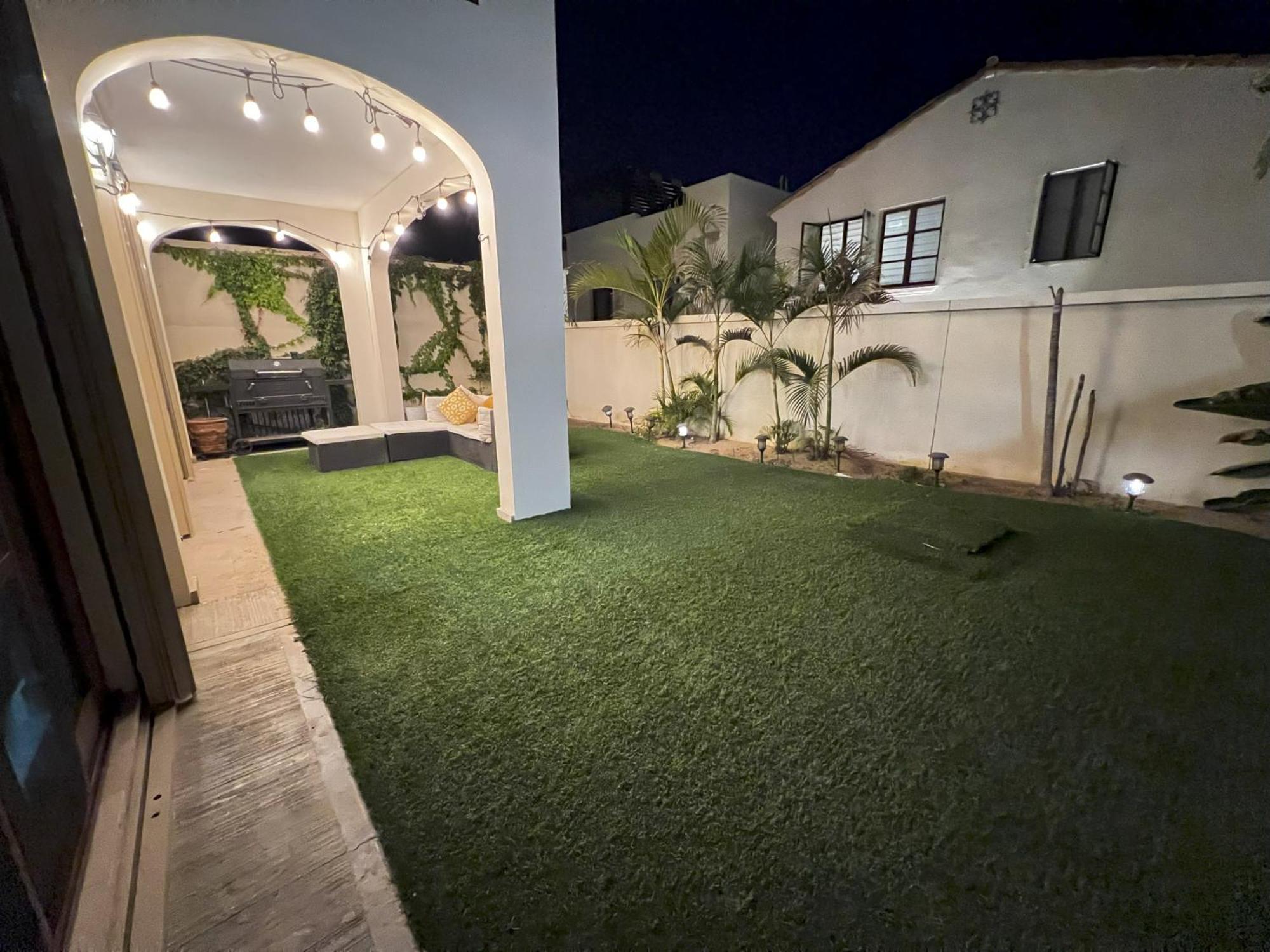 Familyhome, Private Hottube&garden, Medanobeach10min Villa