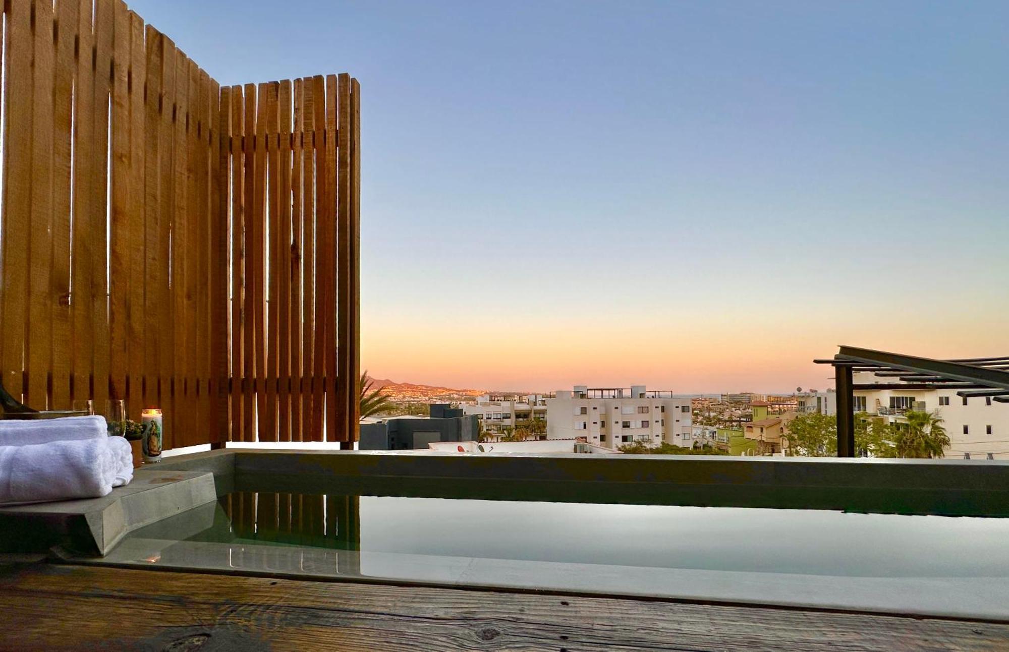 A Unique Cabo Oasis At The Oliver