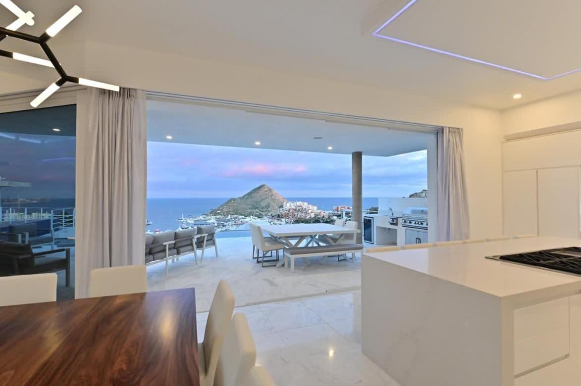 Tanzanita De Law By The Agency Baja Villa