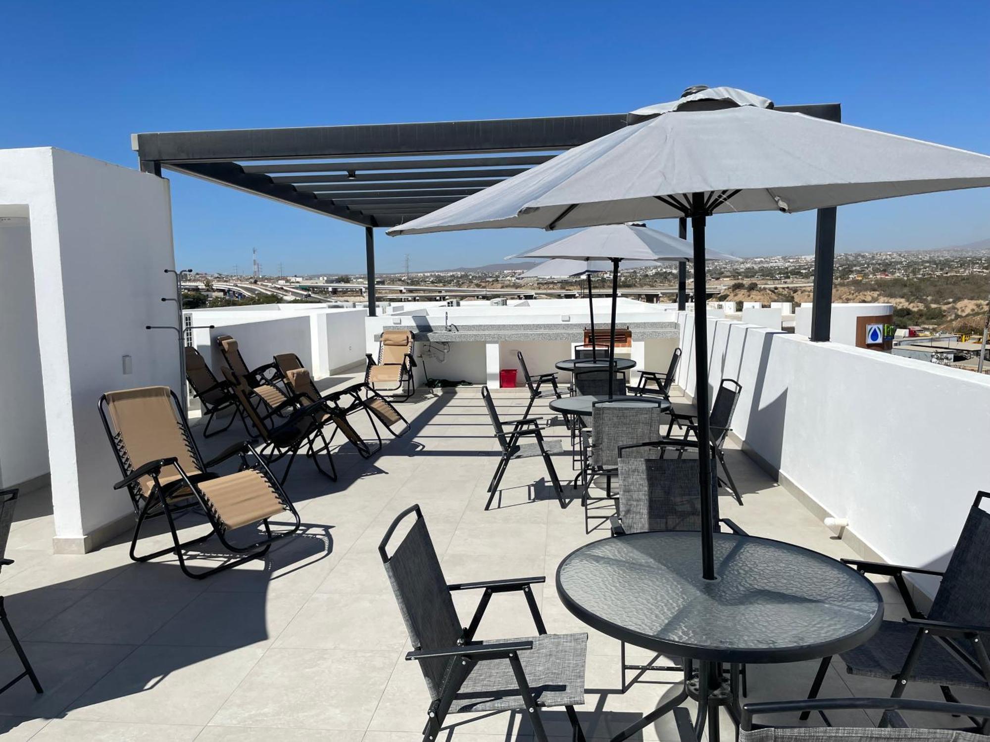 Aparthotel Cabo Manor -Full Work From Home Condo! Book 3 Night Minimum, & Stay Up To 365 Nights Or More! *