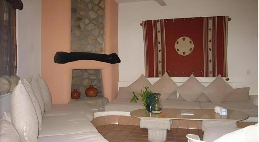 Club Cascadas De Baja Resort