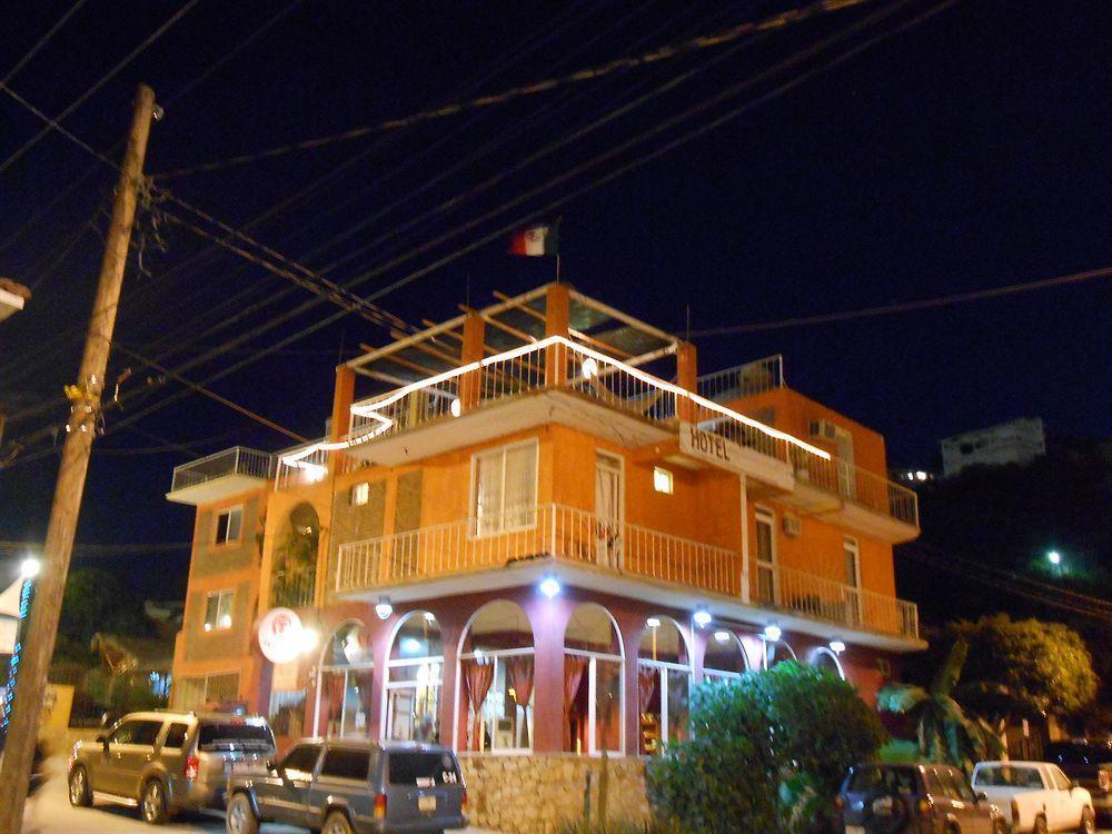 Bajas Cactus Hostal