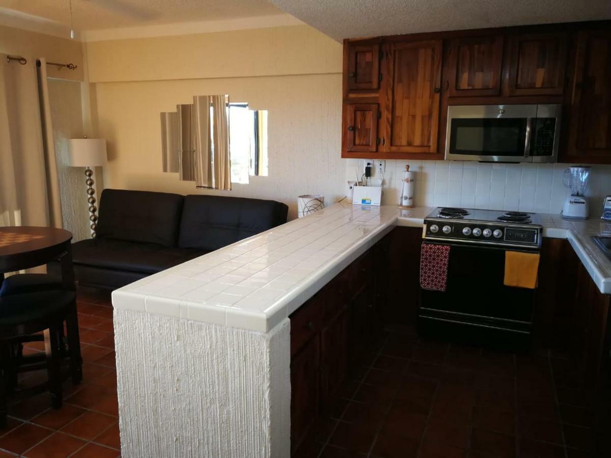 Marina Sol, Las Lagartijas Apartment