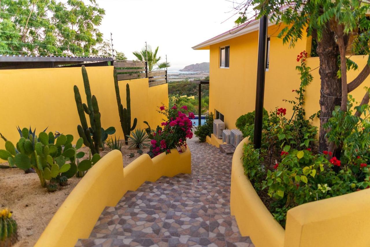 R&r Bottom Level 1 Bedroom By Casago Holiday home *