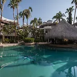Club Cascadas de Baja