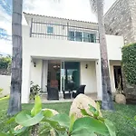 Villa Cola De Ballena, Pedregal @ Cabo\'S Downtown