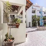 Chic Marina 2Br Condo With Pool Access