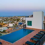 Morgan Residences 607B