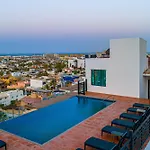 Morgan Residences 607