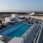 Bahia Del Tezal 204B: Great 2Br/2Ba Condo 5 Min From Downtown Cabo, Big Pool!