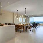 Amazing 3Br Condo With Spacious Terrace And Views