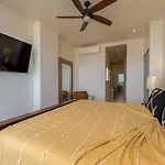 Luxurious New Ocean View 2Br Condo Near Downtown