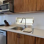 Beautyful And Stuning Condo 3Bd