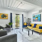 Luxurious Sol Marino Suite