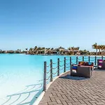 Oceanfront Chic Retreat Studio-Golf-Spa-Jacuzzi & More!