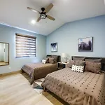 Pueblo Bonito Home With View Less Than 3 Km To Quivira Golf!