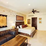 Beachfront, Premium Ocean View, Vle 1305