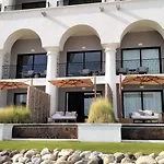 Swuim Up Beach Suite