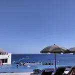 Cabo Bay