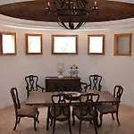 Villa Dorado
