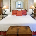 Villa Desierto