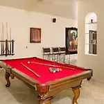 Villa Desierto