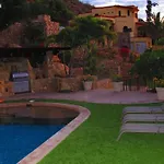 Casa Mandarina