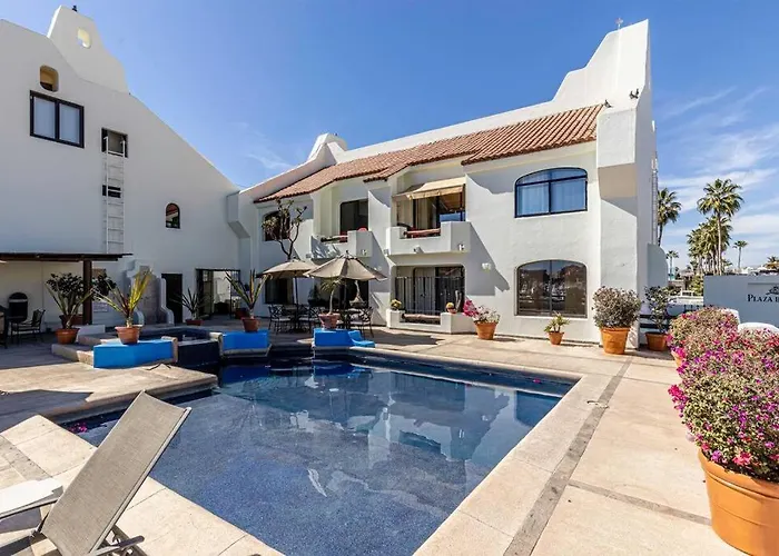 Chic Marina 2Br Condo With Pool Access