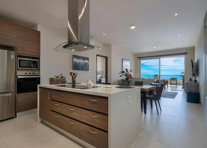 Amazing 2Br Ocean View With Spacious Terrace