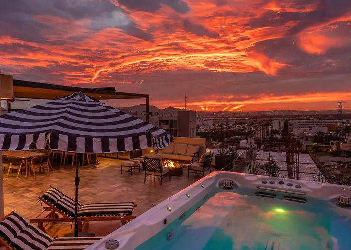 Penthouse With Private Jacuzzi In Villa San Lucas