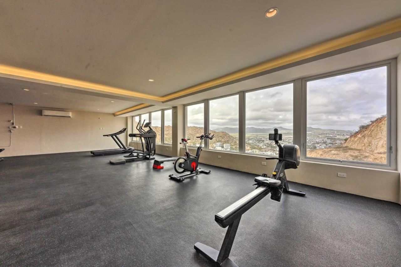 Apartment Luxe Mtn Retreat With Pool Access And Sea View!