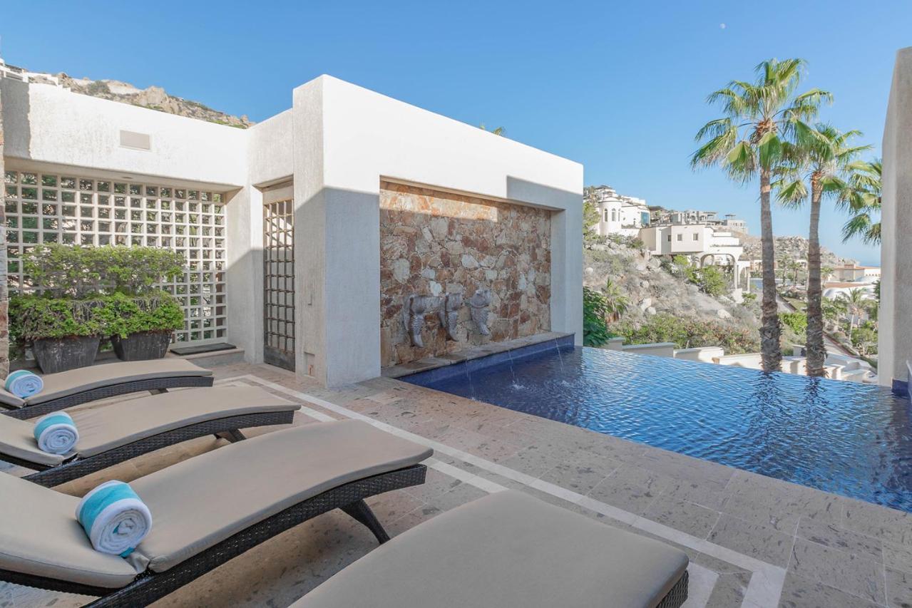 Contemporary With 2 Pools, Walking Distance To And Butler Included * Cabo San Lucas