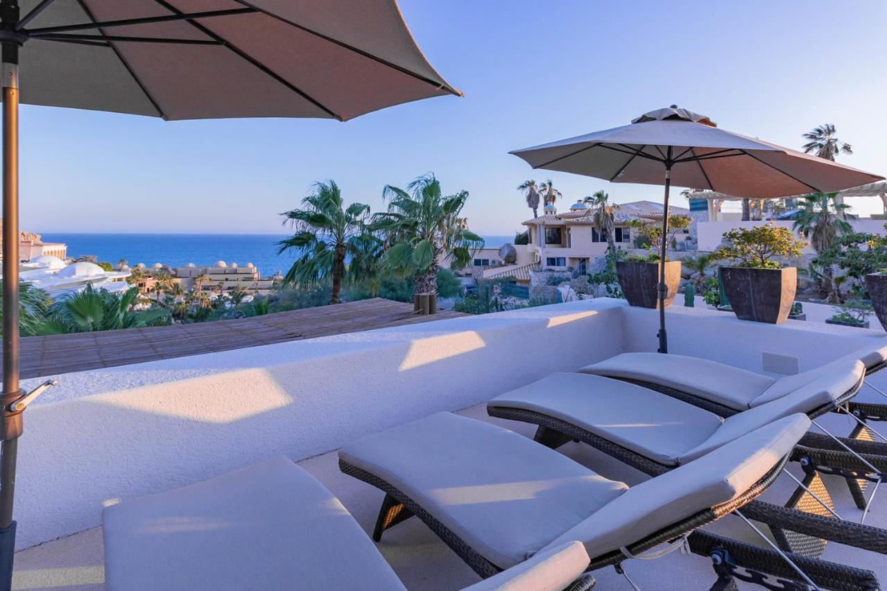 Contemporary With 2 Pools, Walking Distance To And Butler Included Pousada *