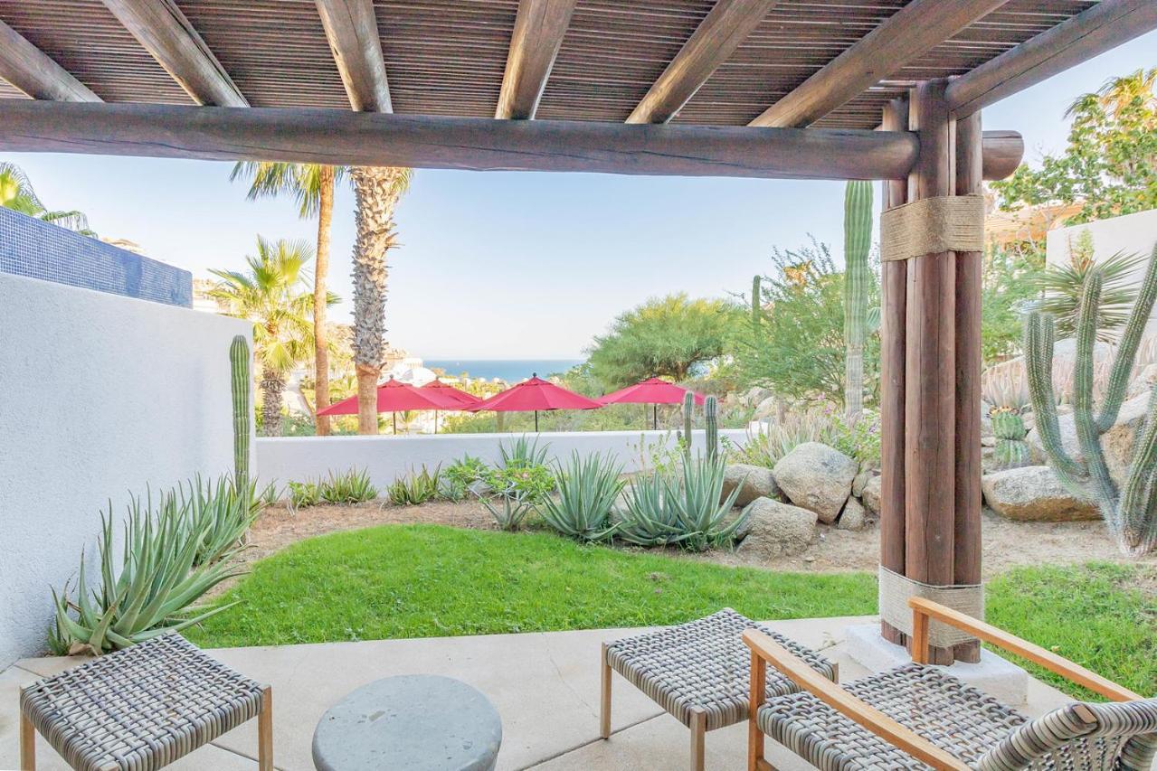 Contemporary With 2 Pools, Walking Distance To And Butler Included Pousada Cabo San Lucas