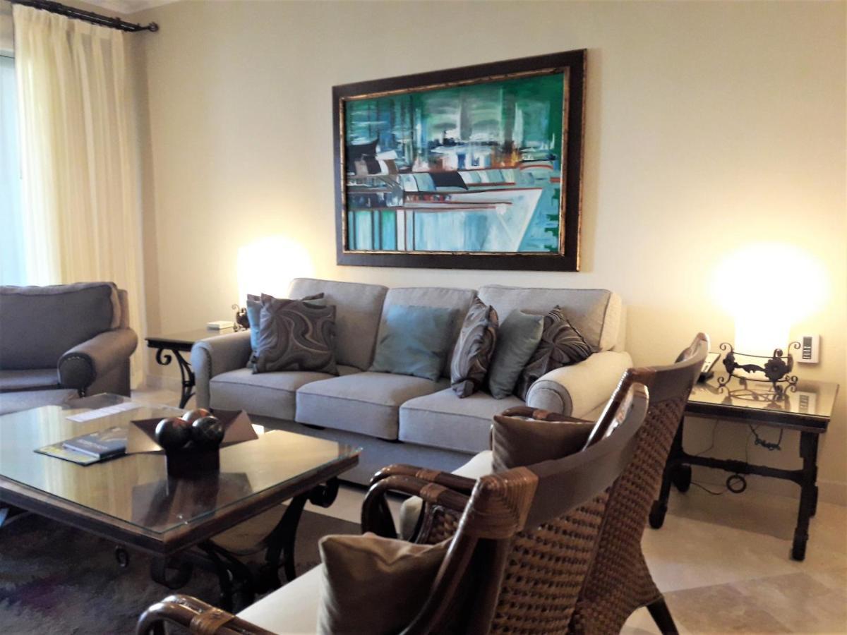 Gorgeous Villa In Cabo With Ocean And Lands End View, Private Swimmable Beach, Pools, Sleeps 8 Aparthotel *