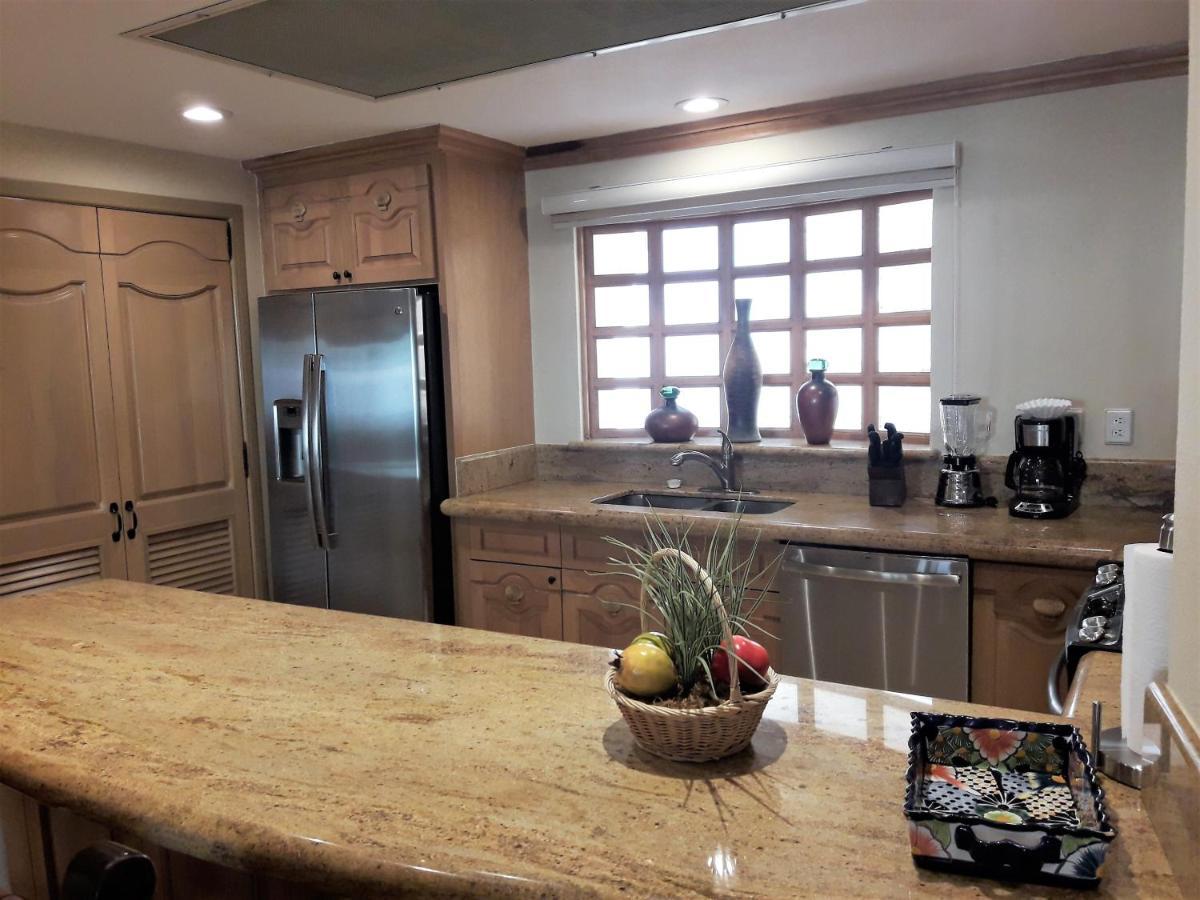 Gorgeous Villa In Cabo With Ocean And Lands End View, Private Swimmable Beach, Pools, Sleeps 8 Aparthotel