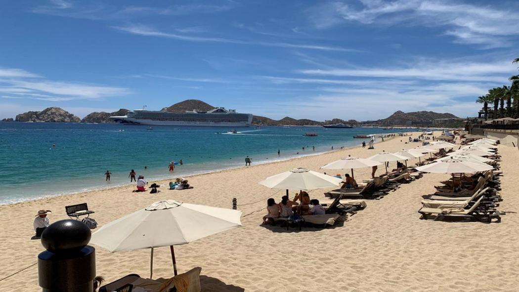 Aparthotel Gorgeous Villa In Cabo With Ocean And Lands End View, Private Swimmable Beach, Pools, Sleeps 8