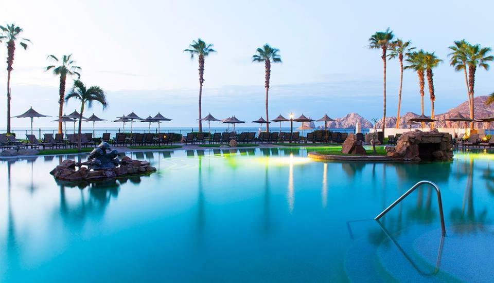 Aparthotel Gorgeous Villa In Cabo With Ocean And Lands End View, Private Swimmable Beach, Pools, Sleeps 8 *