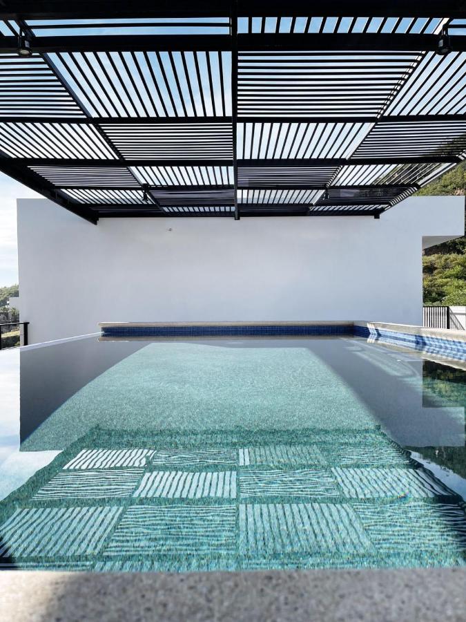 Apartment Luxury Rooftop Amazing Pool